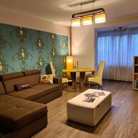 Апартаменты Central Cosy Apart Орадя Экстерьер фото